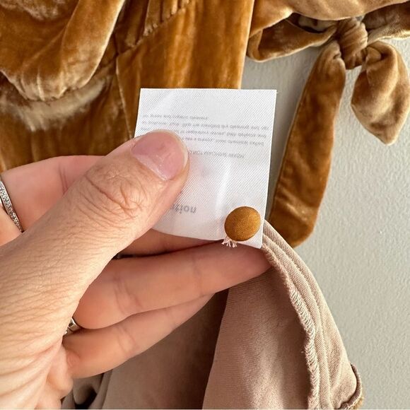 Reformation Cambrie Dress Gold - Picture 7 of 8